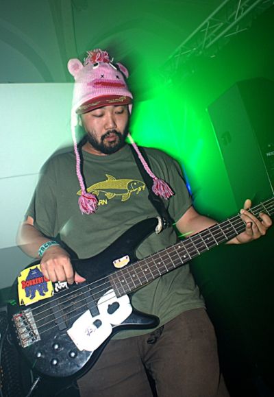 Devilmans_DJ_Scotch_Egg_on_the_bass
