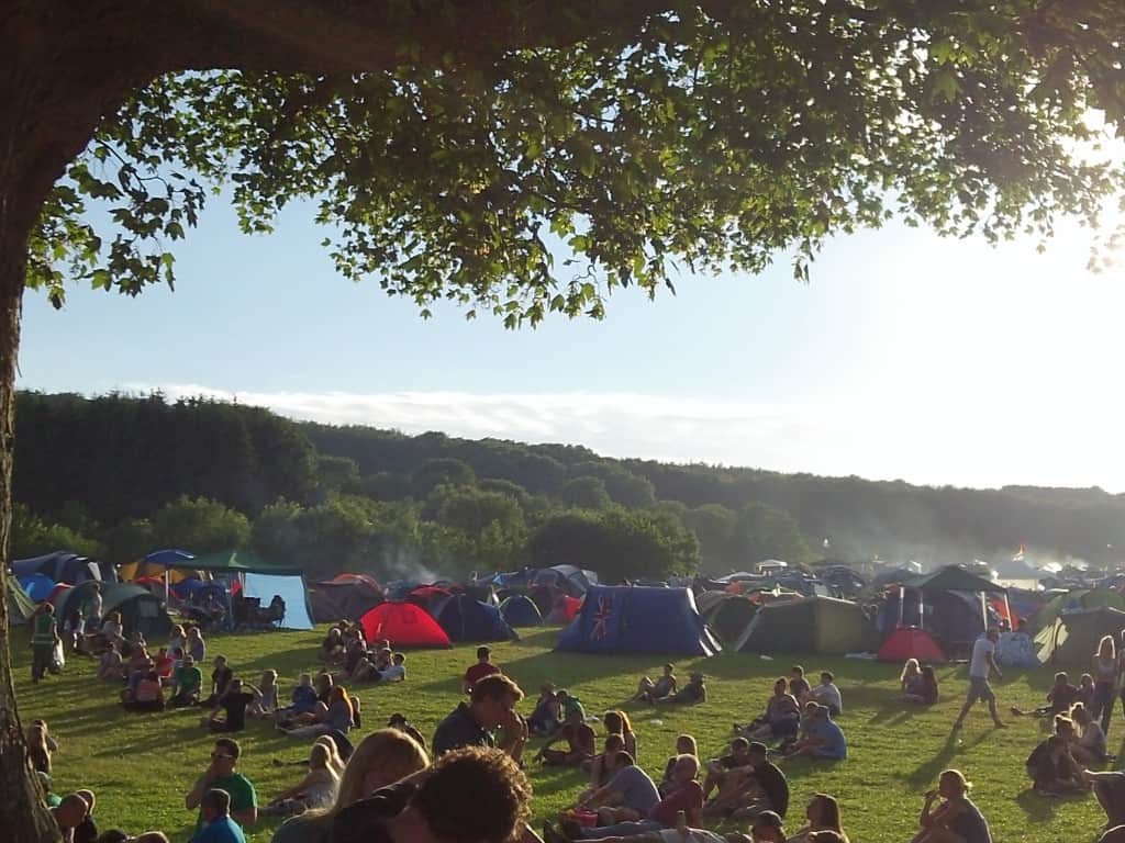 Sunny evenings abound at 2000Trees 2014